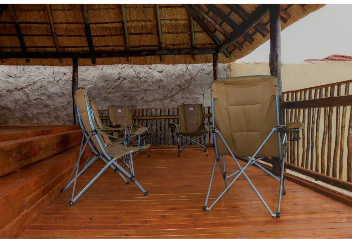 Esther Palace Thohoyandou Buitenkant foto